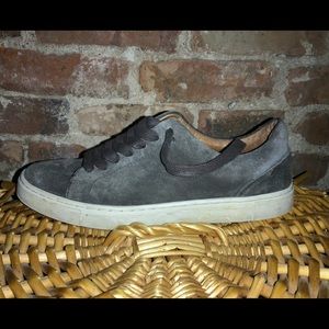 Frye Ivy Low Lace Grey Soft Italian Nubuck SZ 7.5